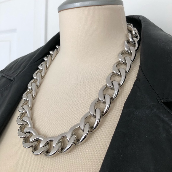 Chain necklace - Picture 2 of 2